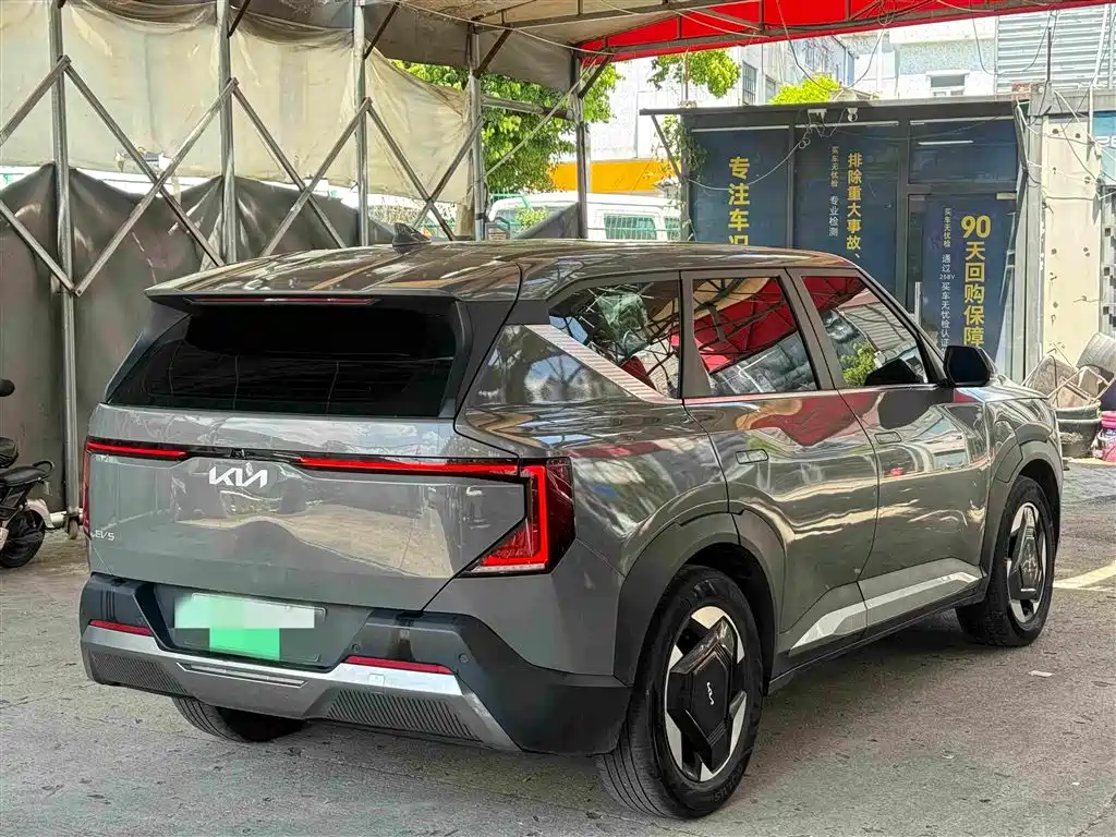 Kia EV5 — миниатюра 11