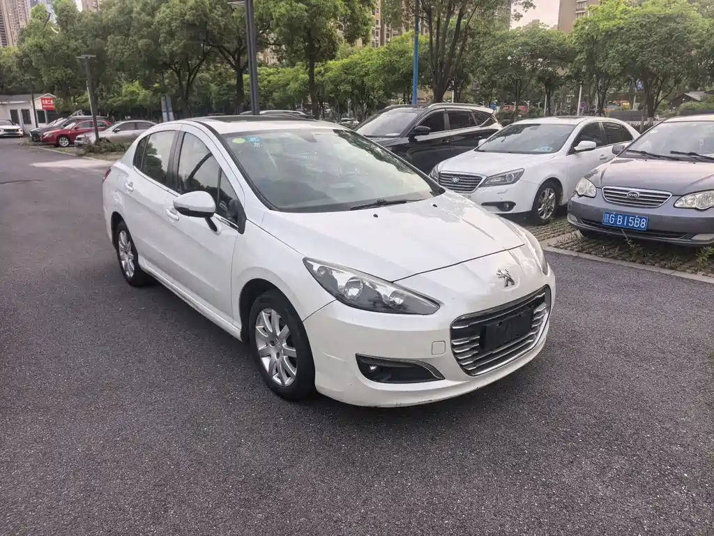 Peugeot 308 — миниатюра 3
