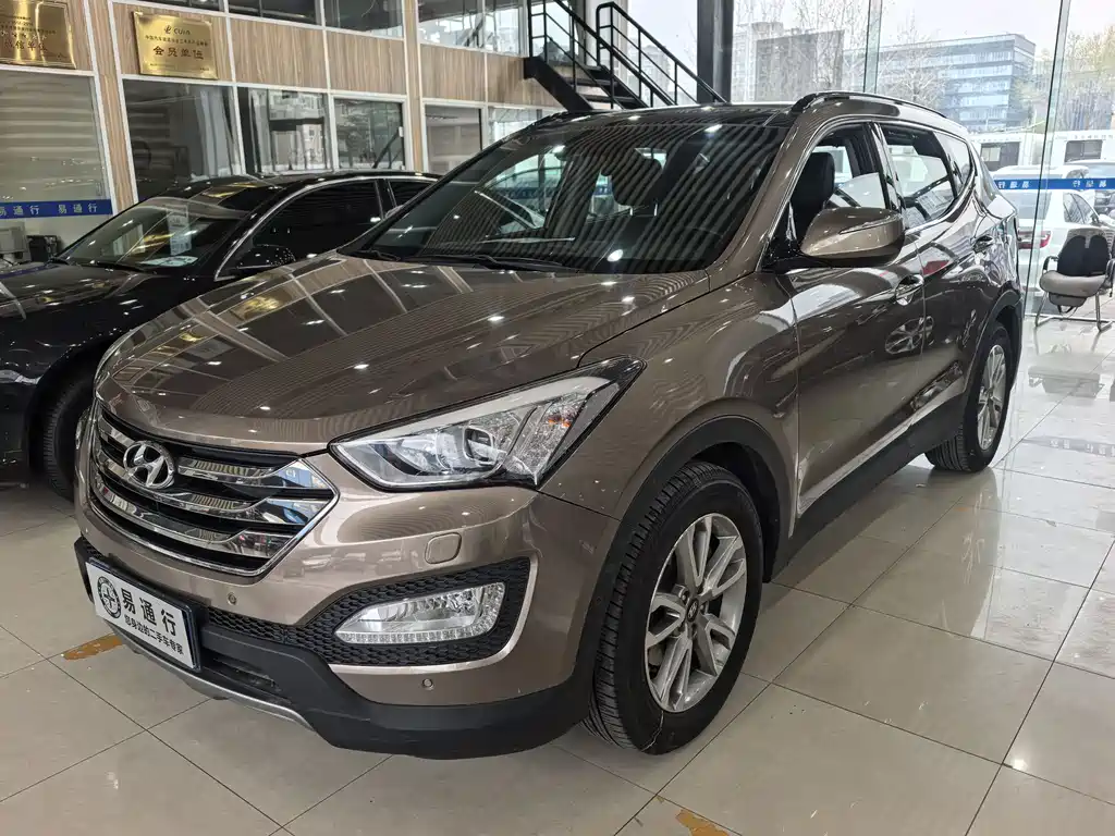 Hyundai Santa Fe 2014