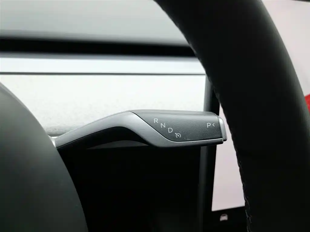 Tesla Model Y — фотографии объявления, Фото 13
