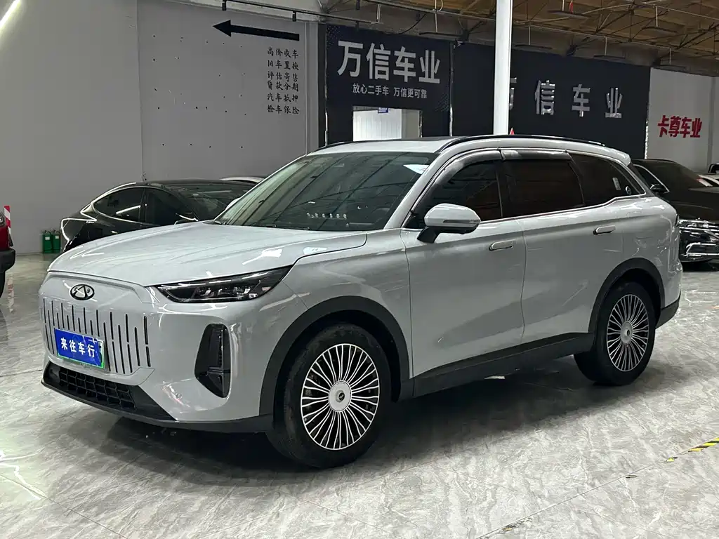 Chery T9