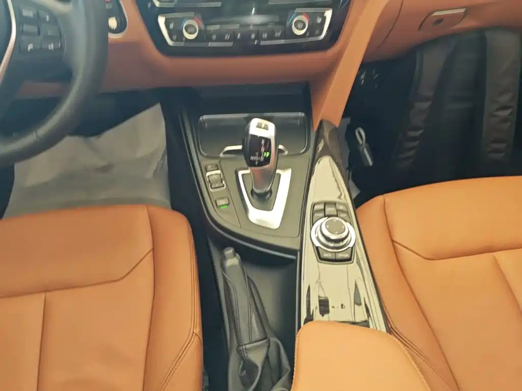 BMW 3 Series GT — миниатюра 14