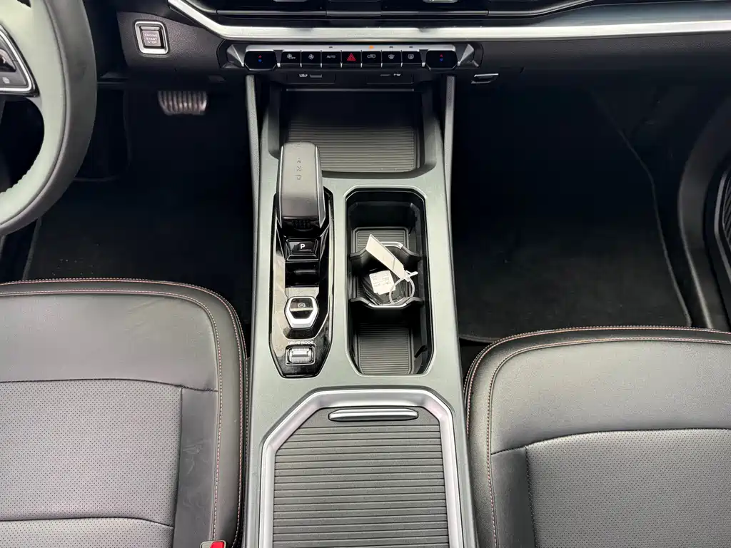 GEELY AUTOMOBILE HAOYUE L