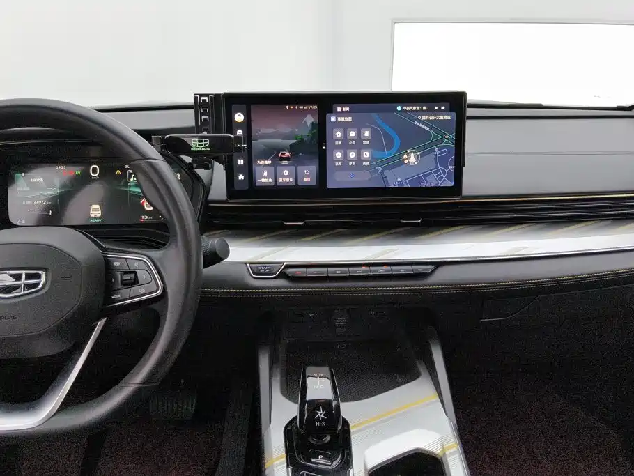 Geely L HiP — миниатюра 13