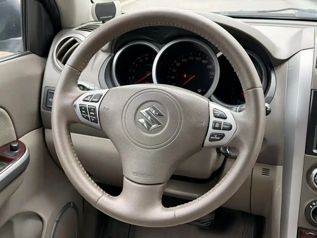 Suzuki Grand Vitara — миниатюра 8