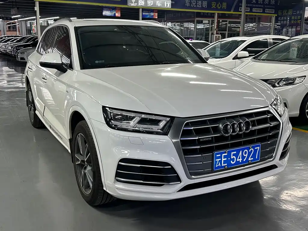 Audi Q5L 2018 40 TFSI Fashion V