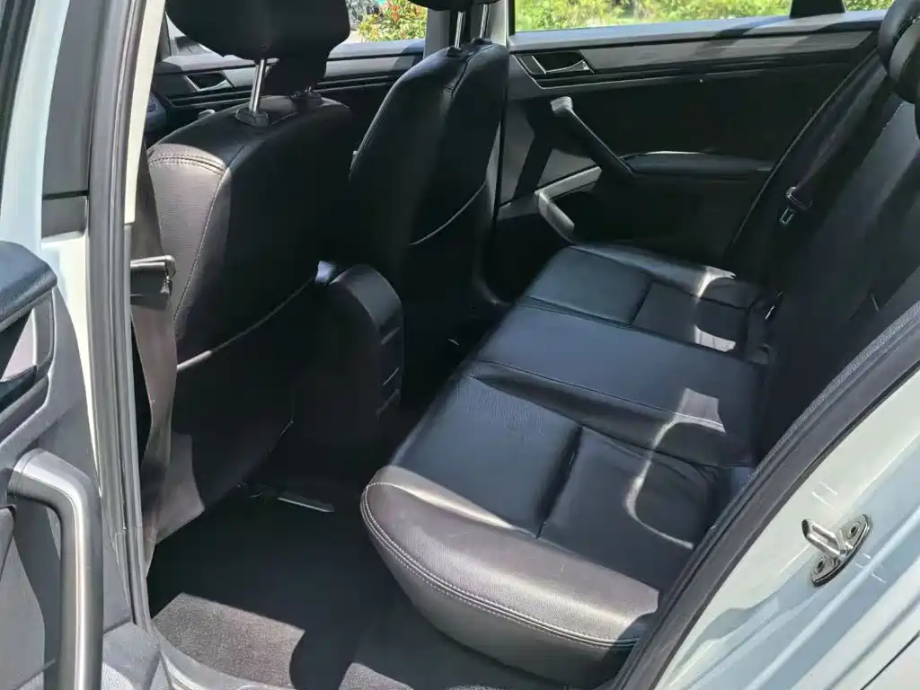Volkswagen Bora 2016 1.6L AT Fashion