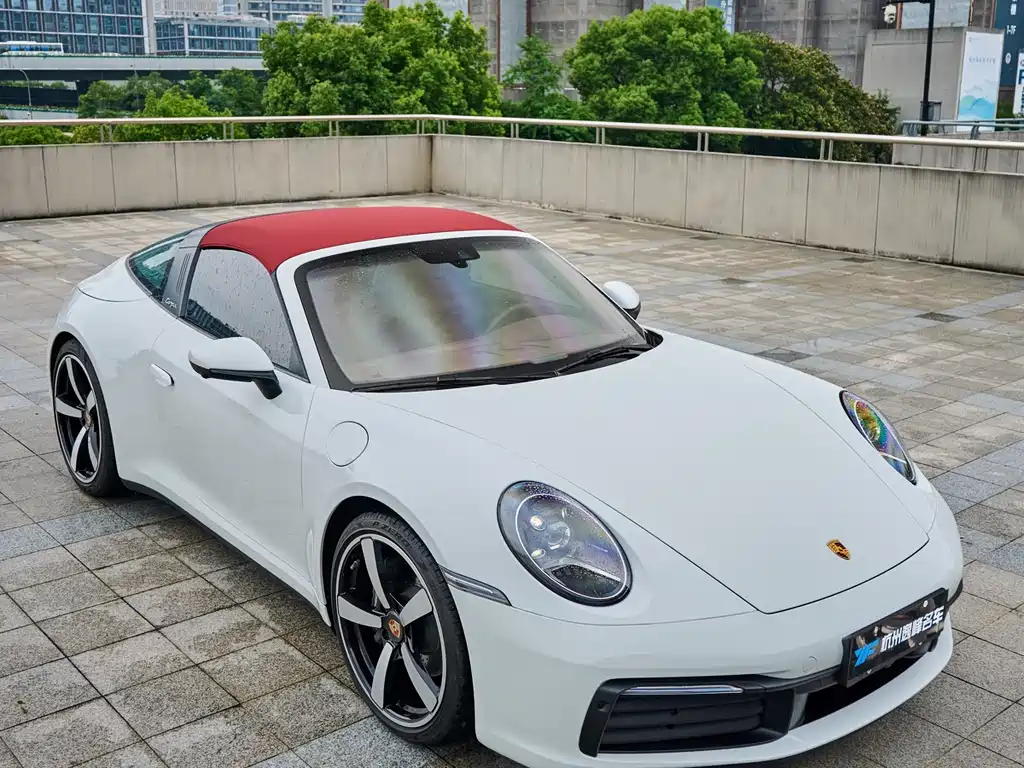 Porsche 911 2023 Targa 4 3.0T