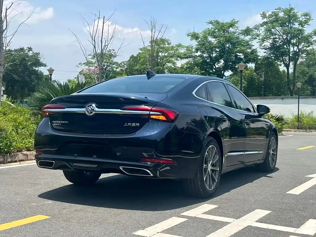 Buick LaCrosse 2020 652T Luxury