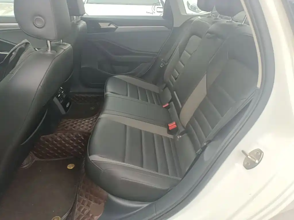 Volkswagen Sagitar — миниатюра 17