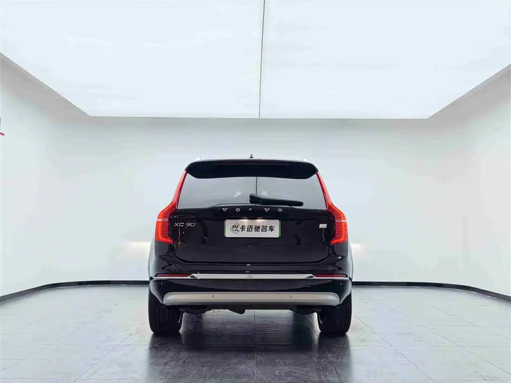 Volvo XC90 2022 E T8 Luxury 7 мест