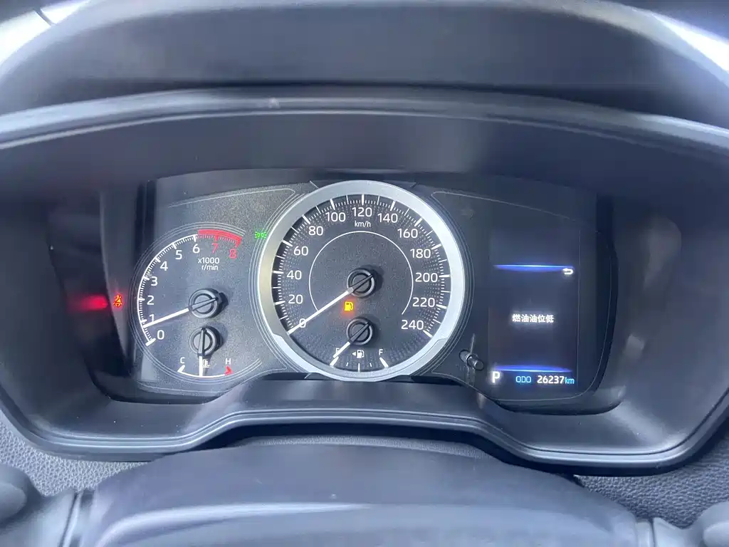 Toyota Corolla — миниатюра 8