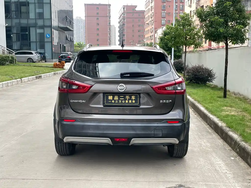 Nissan Qashqai — миниатюра 6
