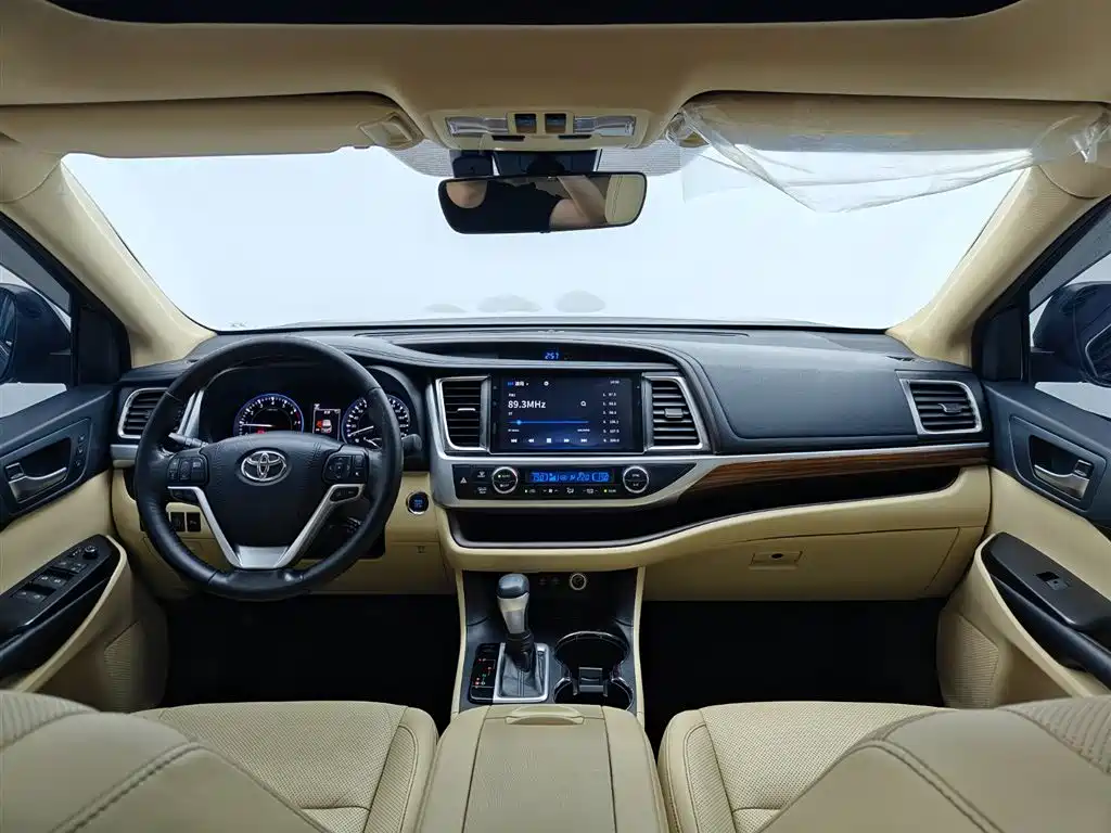 Toyota Highlander — миниатюра 21