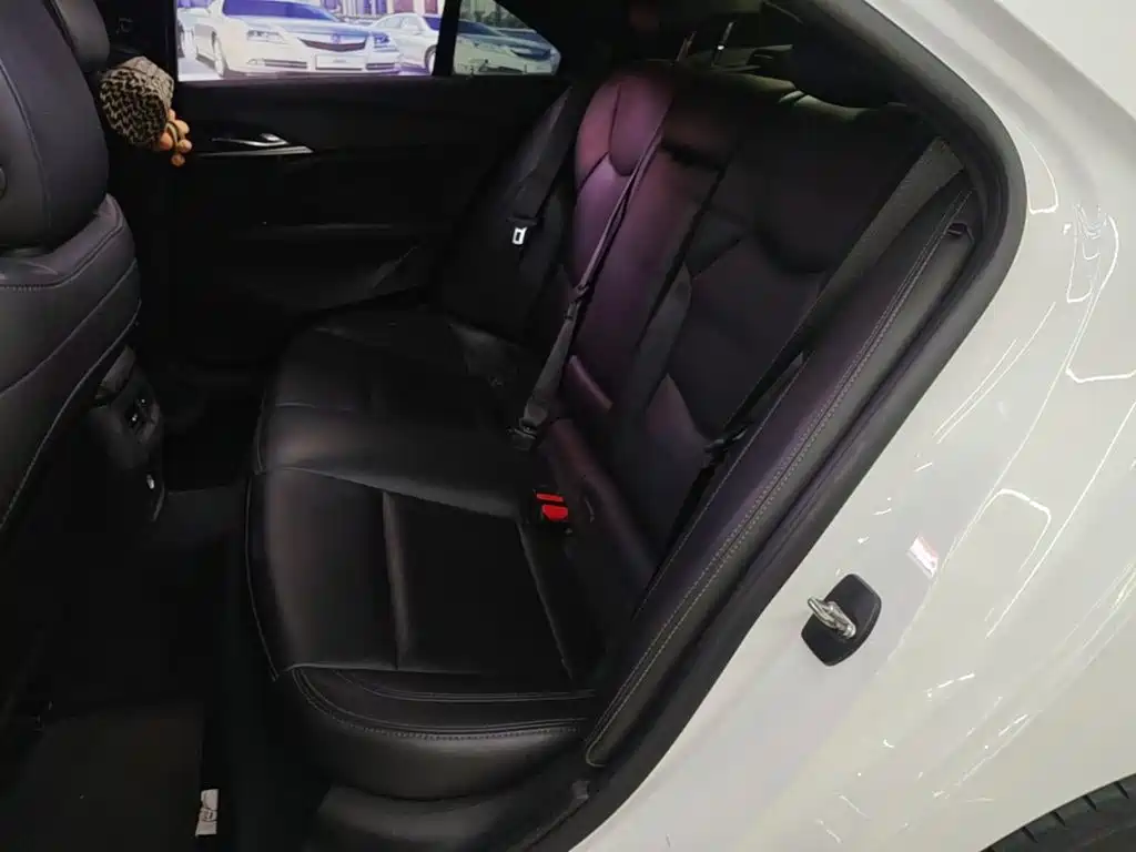 Cadillac CT4 — миниатюра 17