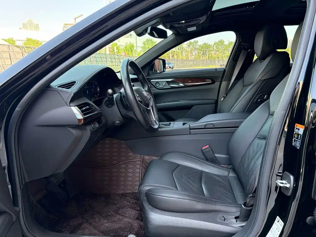 Cadillac CT6 Plug-in — миниатюра 7