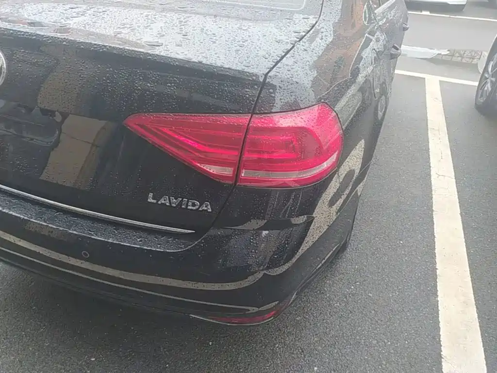 Volkswagen Lavida — миниатюра 8