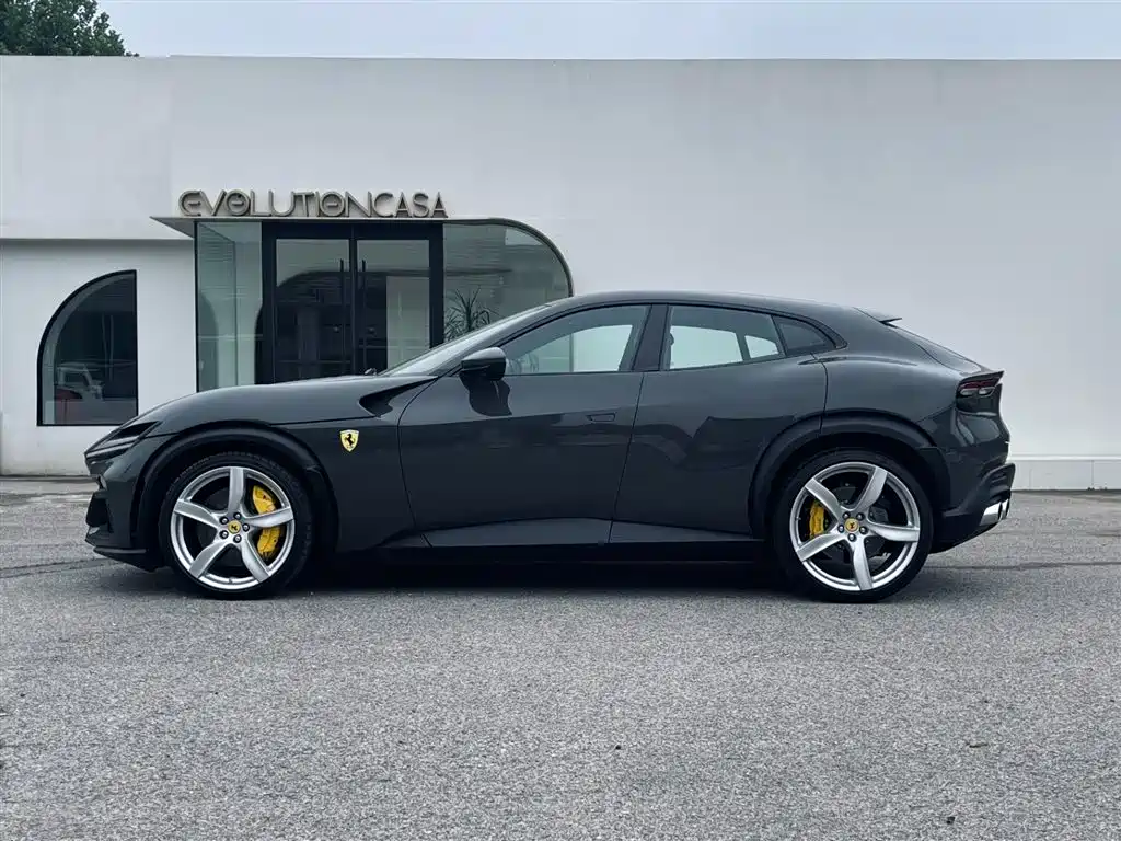 Ferrari Purosangue 2023 6.5L V12