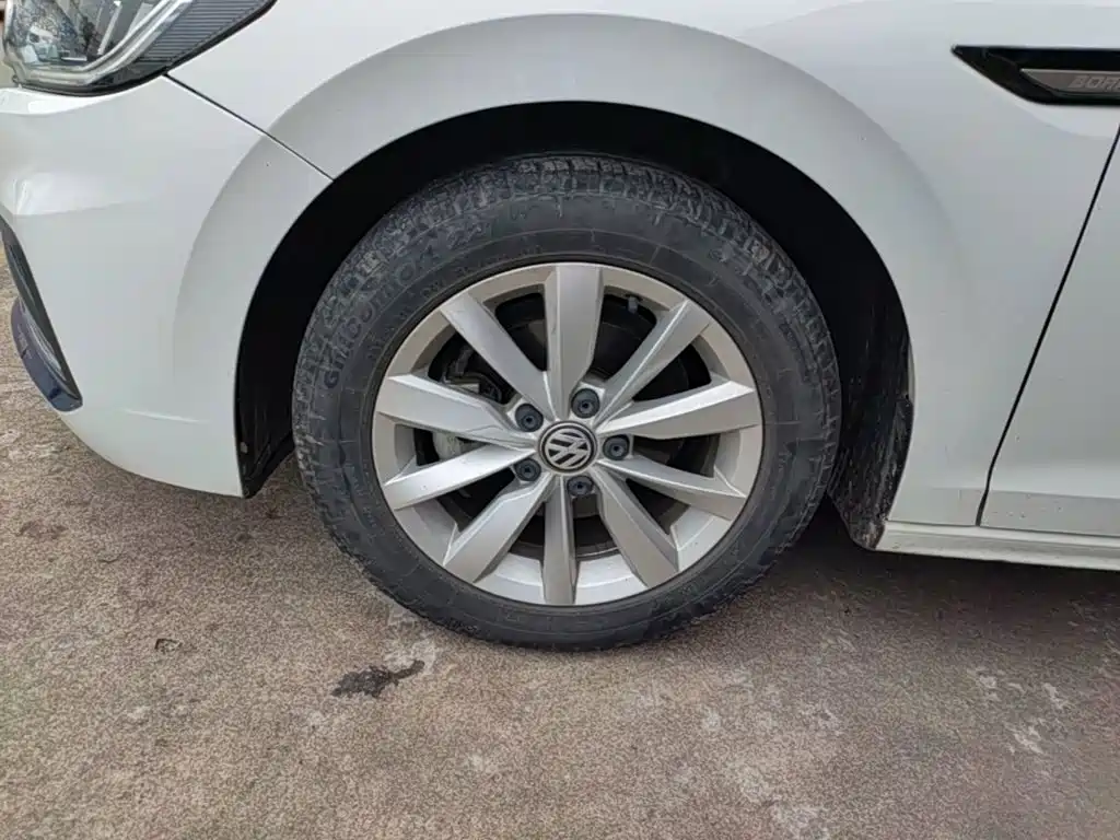Volkswagen Bora — миниатюра 23