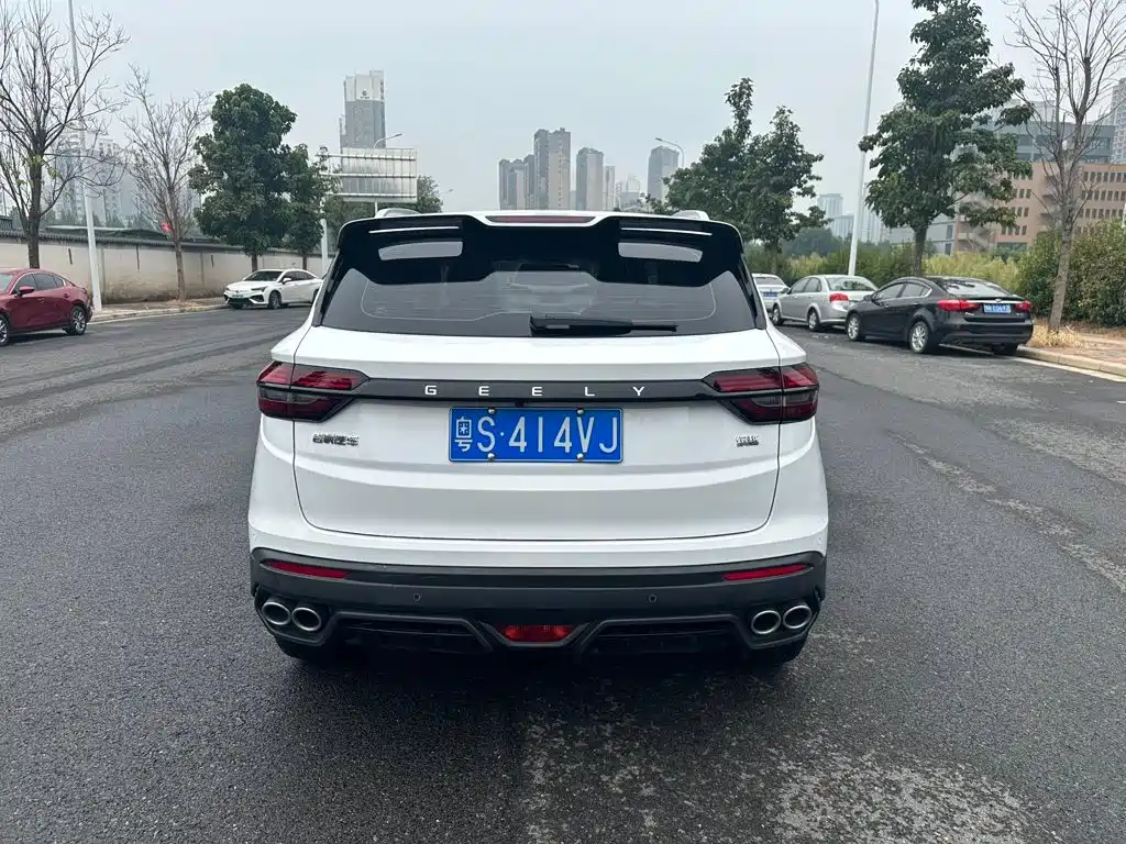 Geely Binyue — миниатюра 11