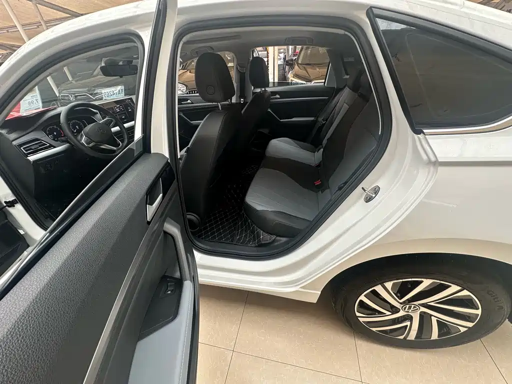 Volkswagen Lavida 2023 1.5L AT