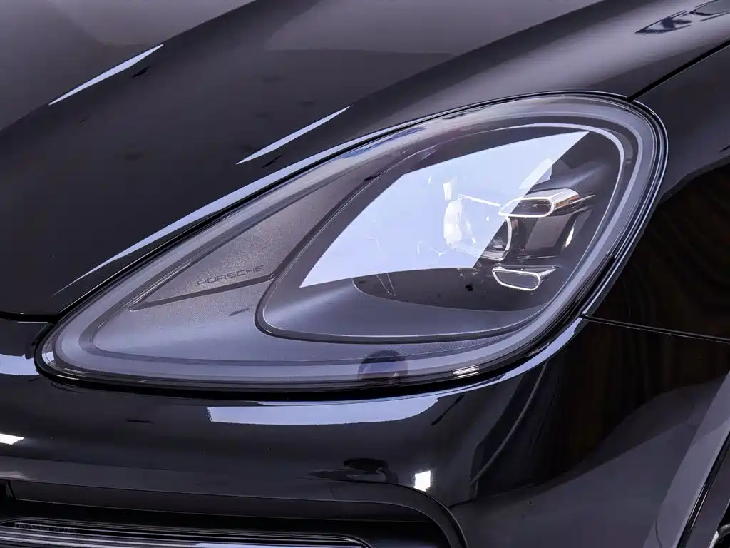 PORSCHE CAYENNE NEW ENERGY