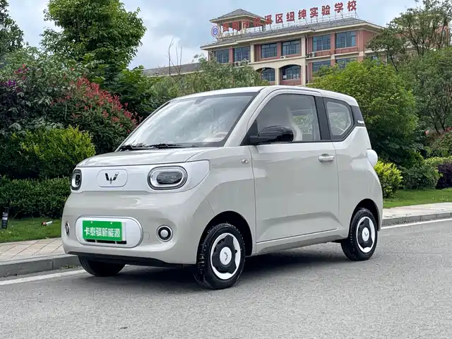 WULING AUTOMOBILE HONGGUANG MINIEV 2025