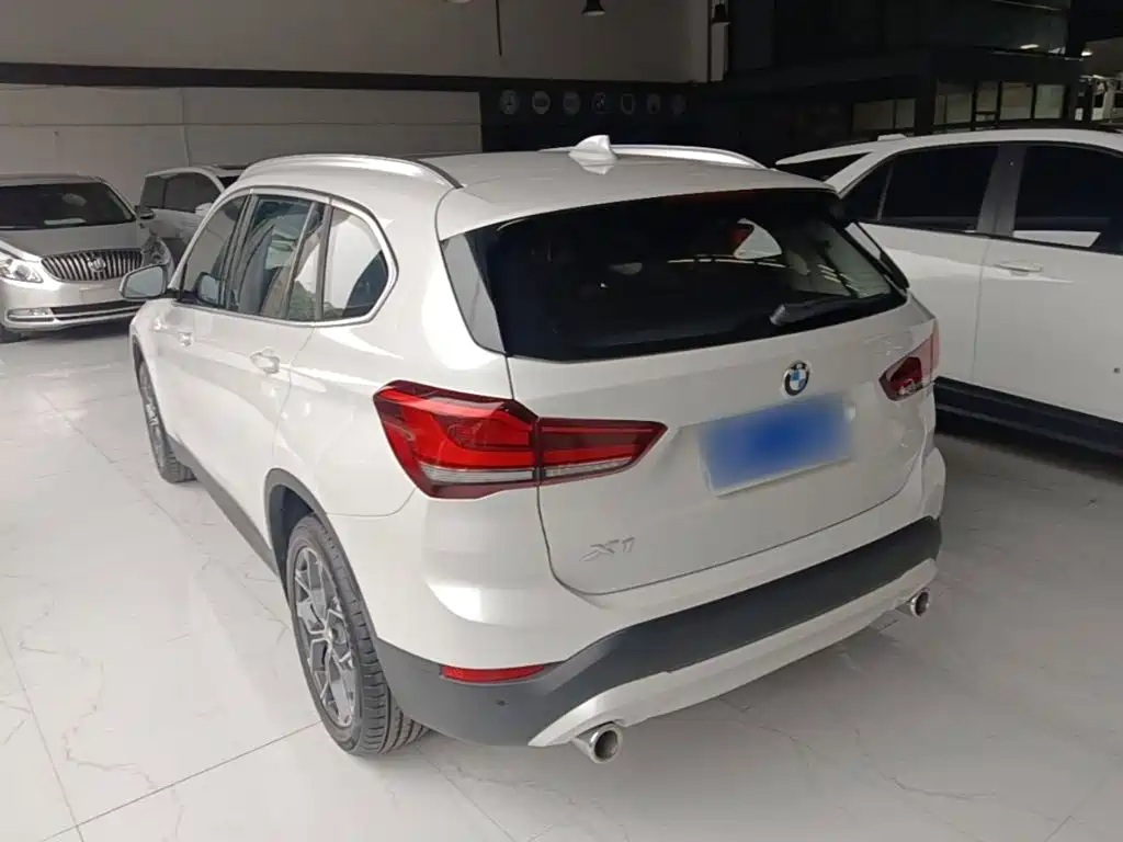 BMW X1 — миниатюра 5