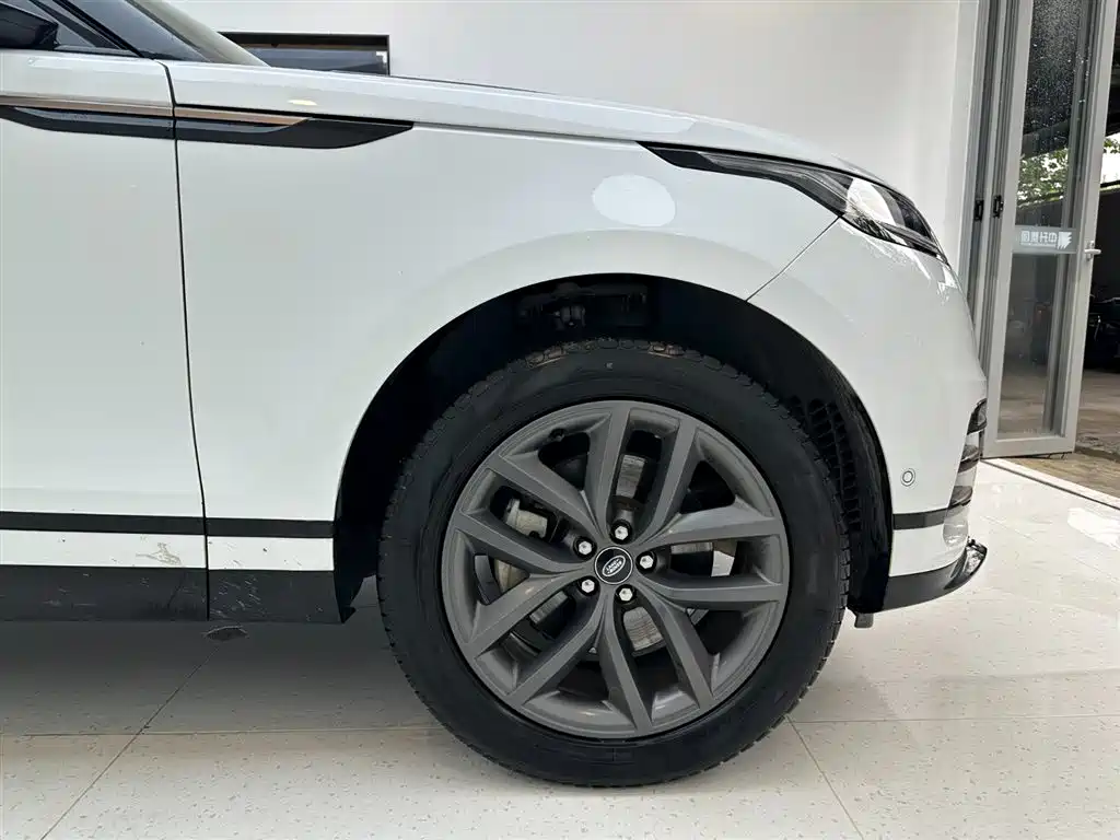Land Rover Range Rover Velar 2024 Dynamic SE