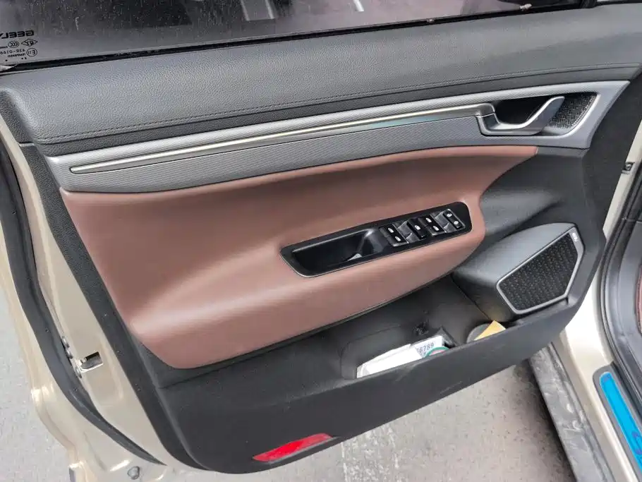 Geely Emgrand GS — миниатюра 7