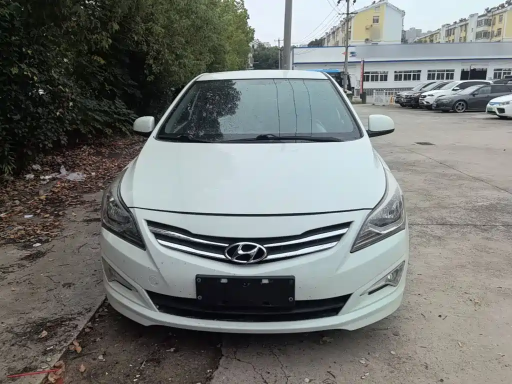 Hyundai Verna — миниатюра 3