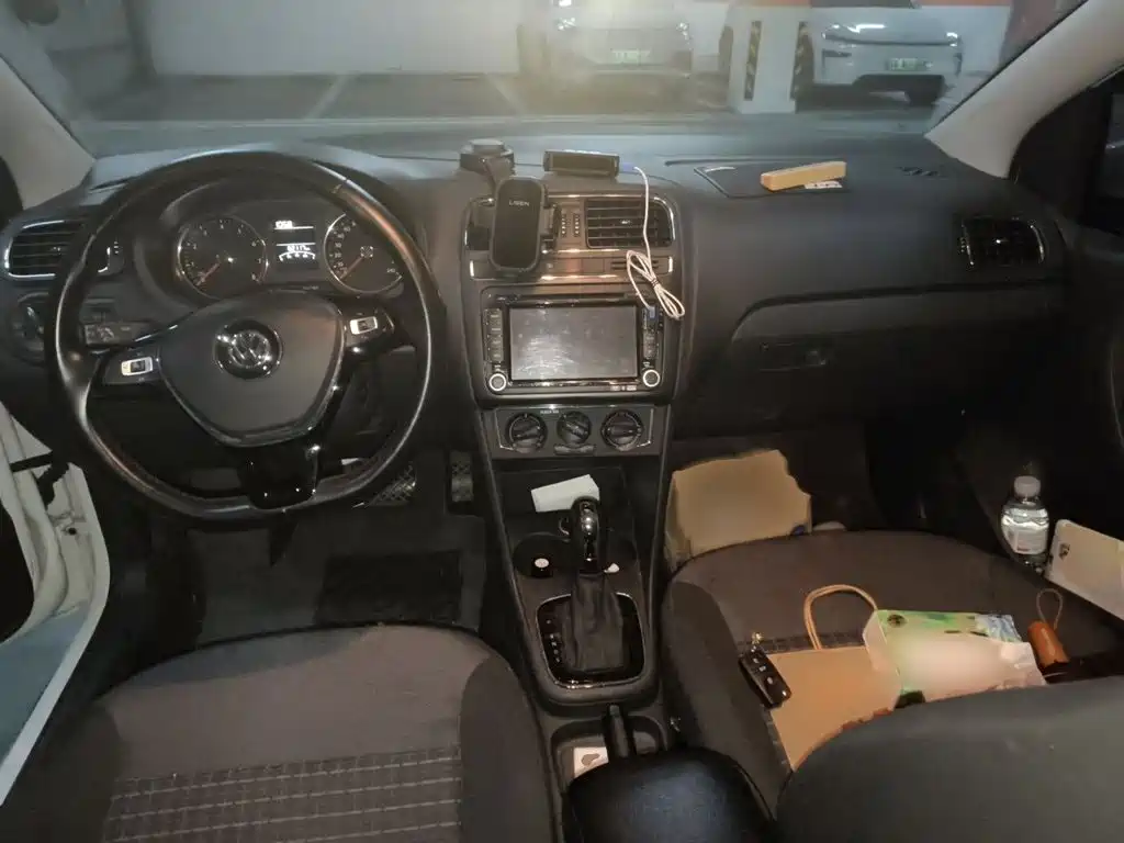 Volkswagen Polo — миниатюра 13