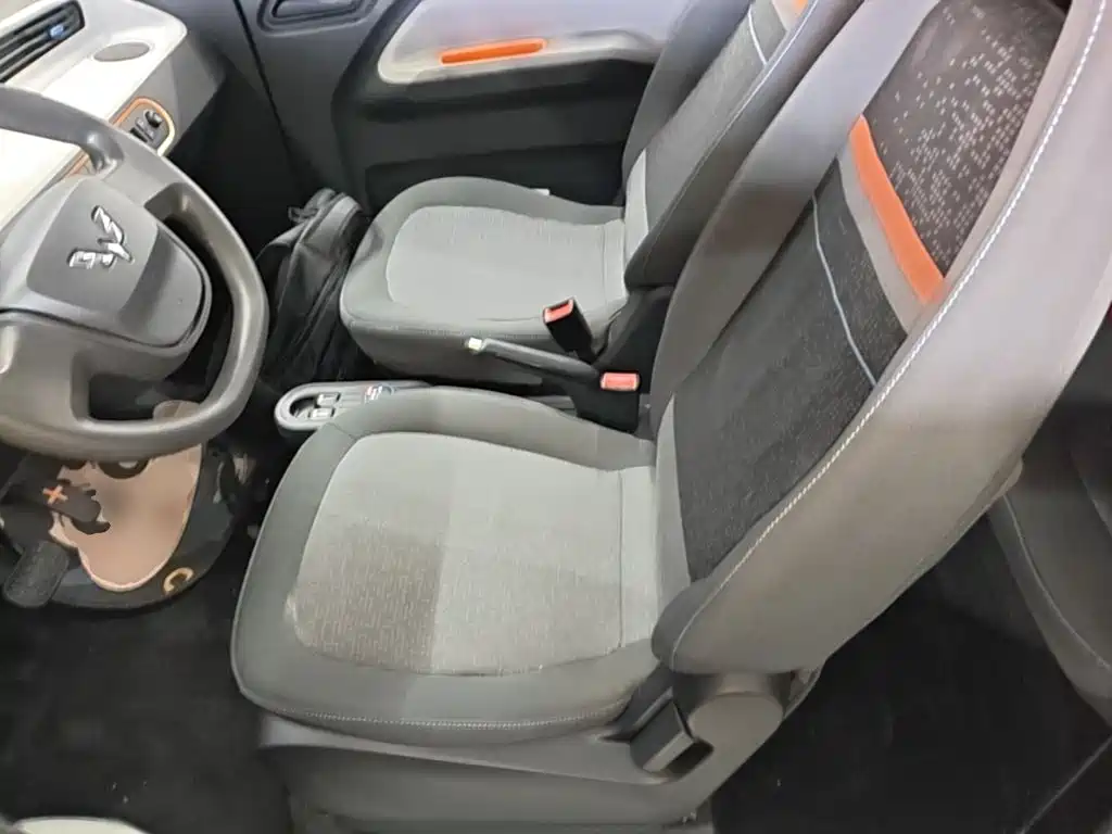 Wuling MINIEV — миниатюра 15