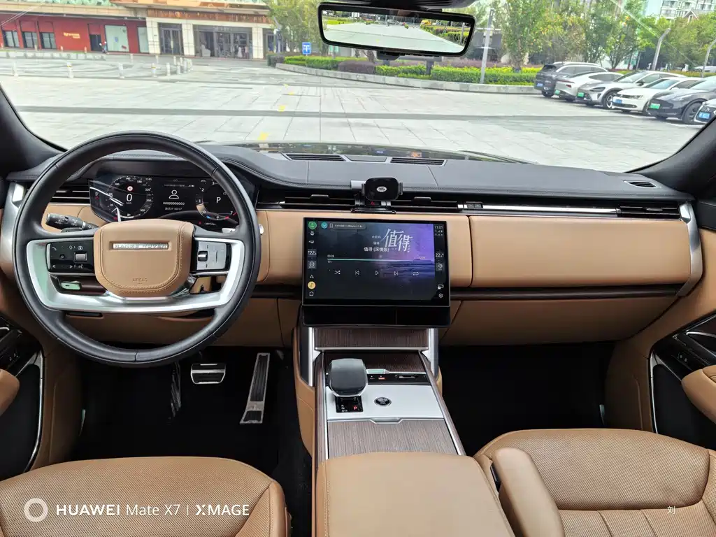 Land Rover Range Rover — миниатюра 9