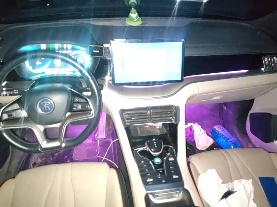 BYD PLUS New Energy — миниатюра 12