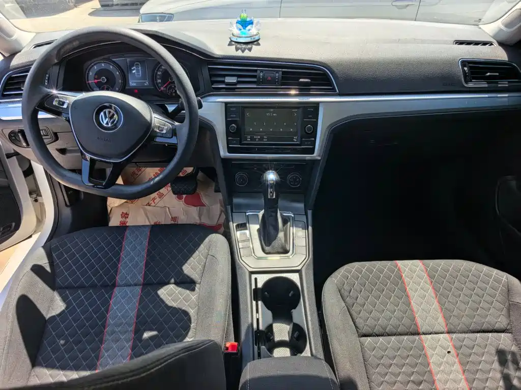 Volkswagen Lamando — миниатюра 8