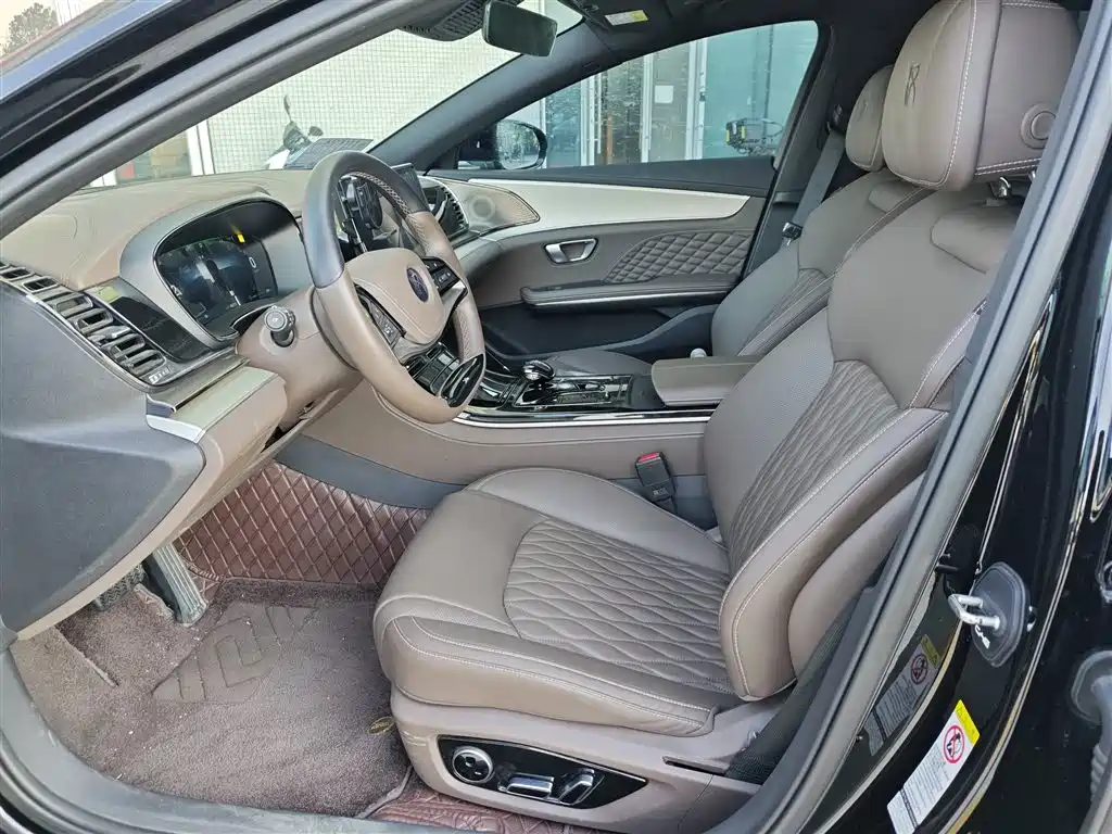 BYD Han 2024 DM-i 121KM Luxury