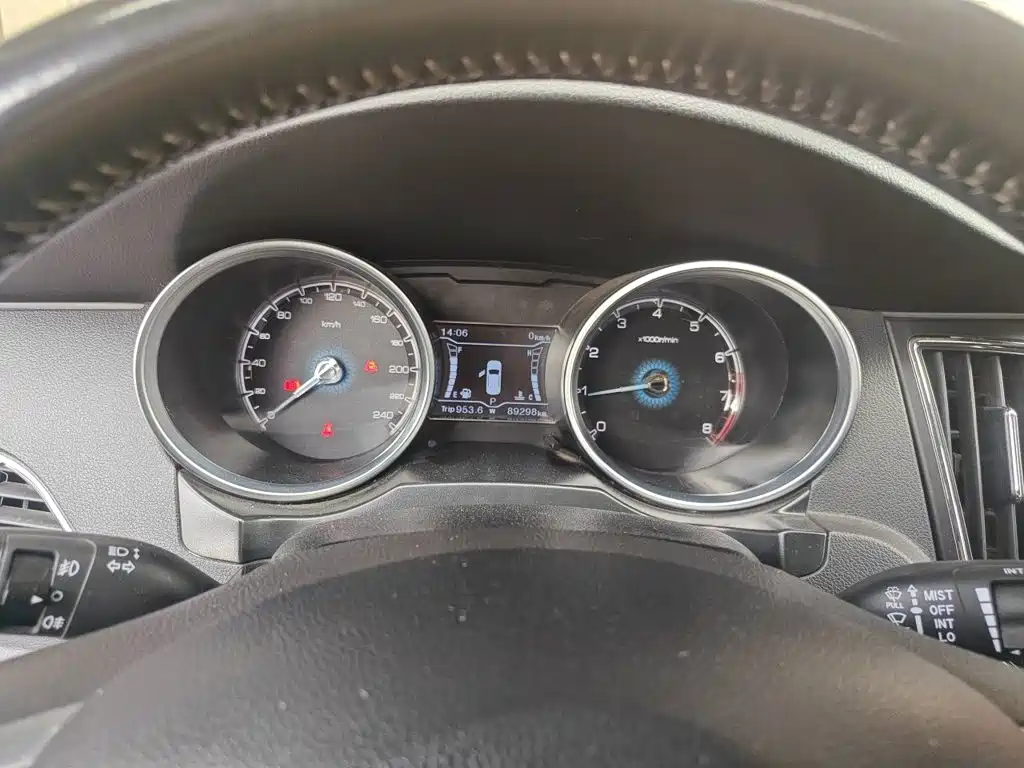 Zotye Zotye SR7 — миниатюра 7