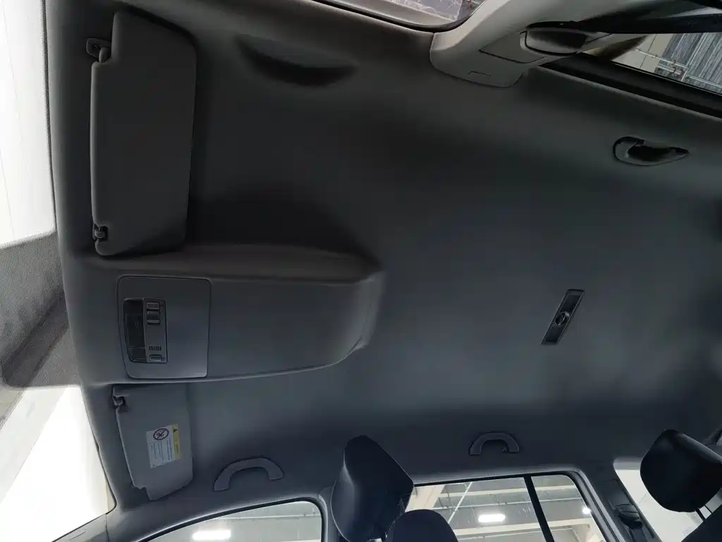 Volkswagen Touran — миниатюра 19