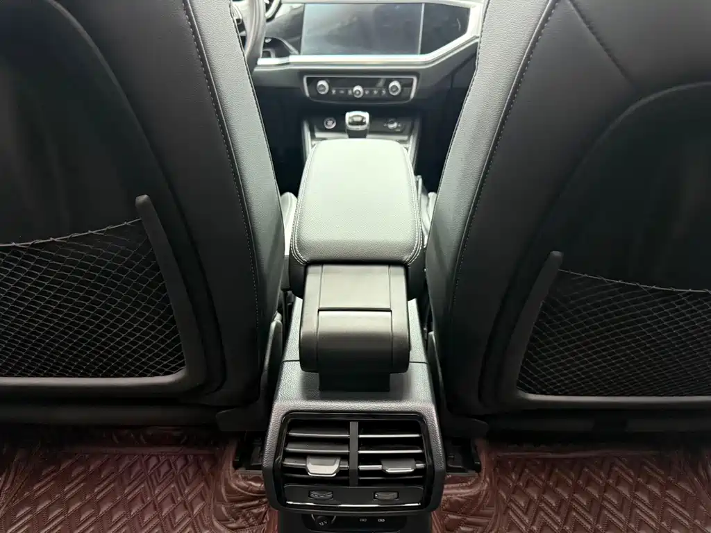 Audi Q3 — миниатюра 18