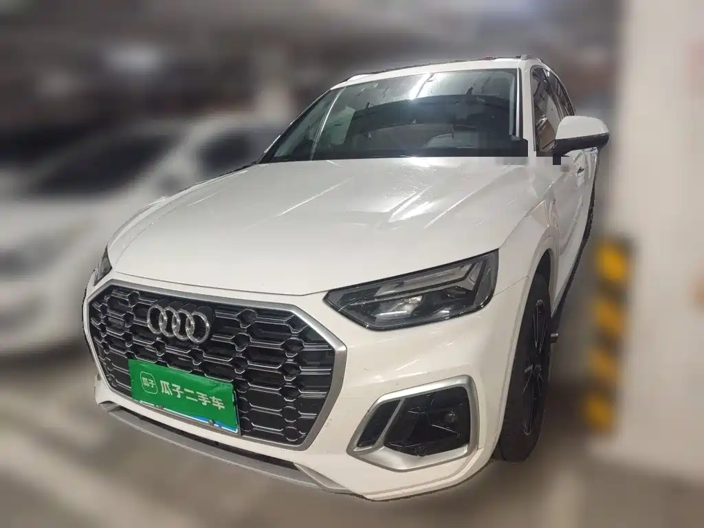 奥迪Q5L 2022款 40T 时尚动感型 2022