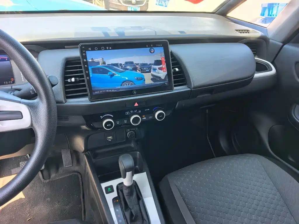 Honda Fit — миниатюра 11