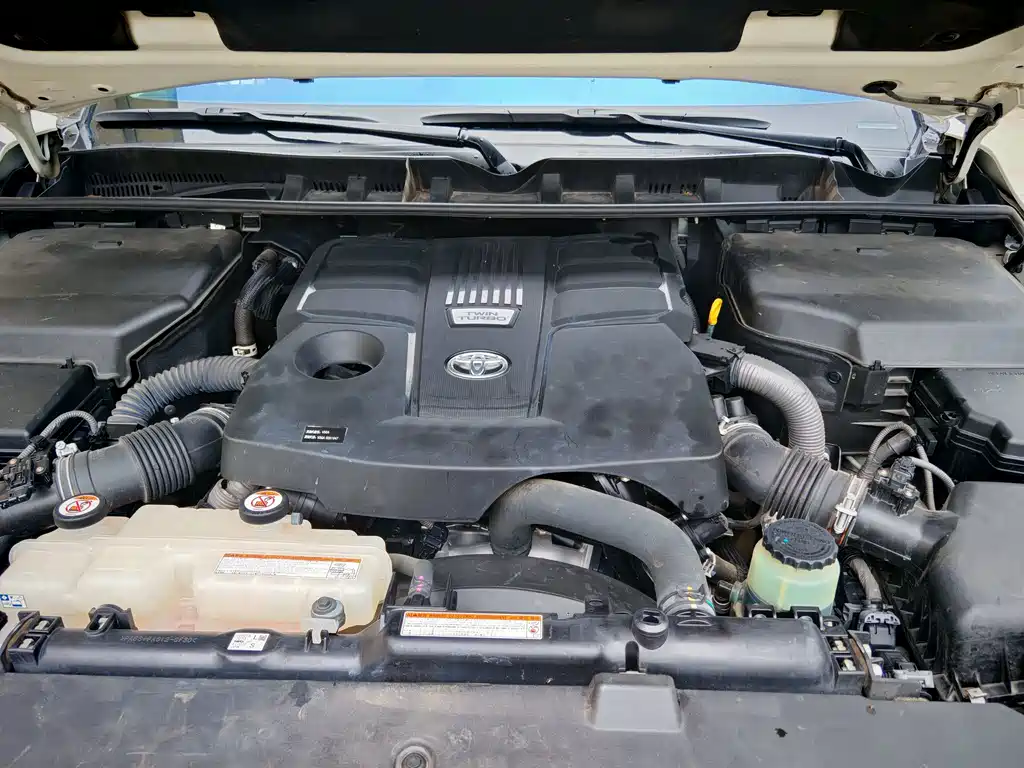 Toyota Land Cruiser — миниатюра 24