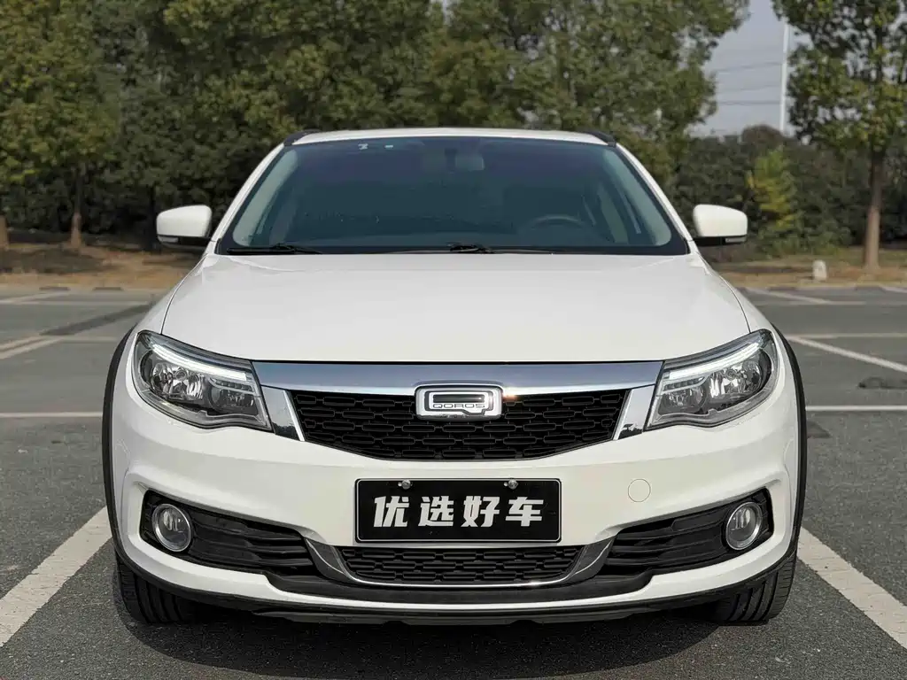 Qoros Qoros 3