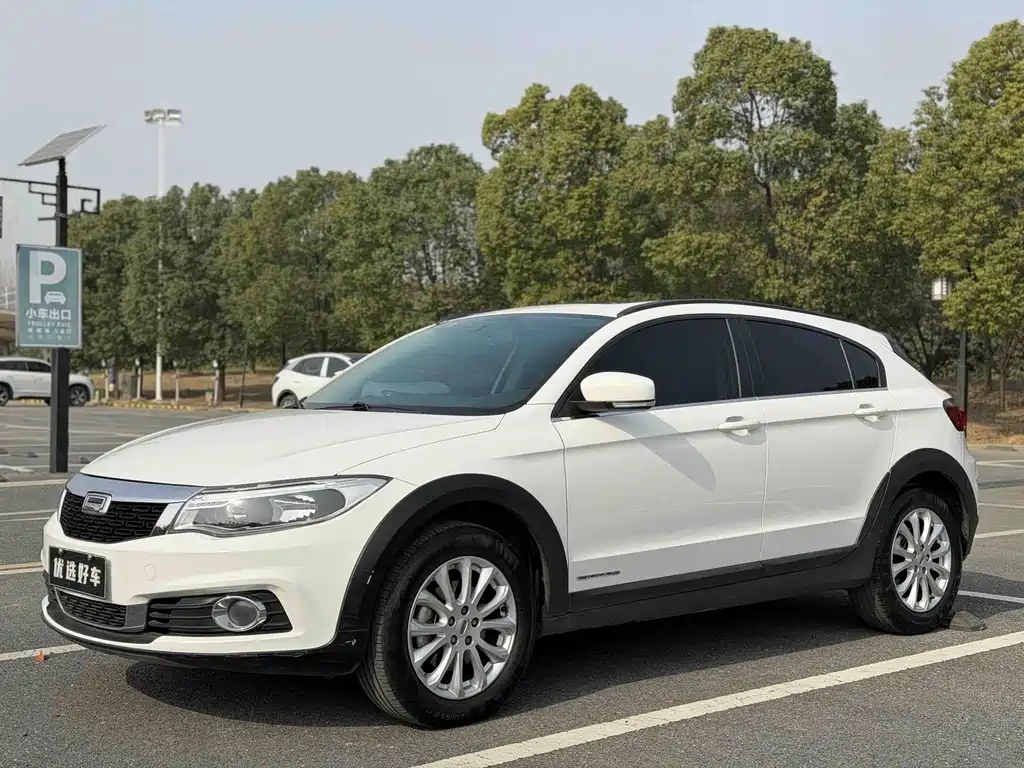 Qoros Qoros 3 — миниатюра 3