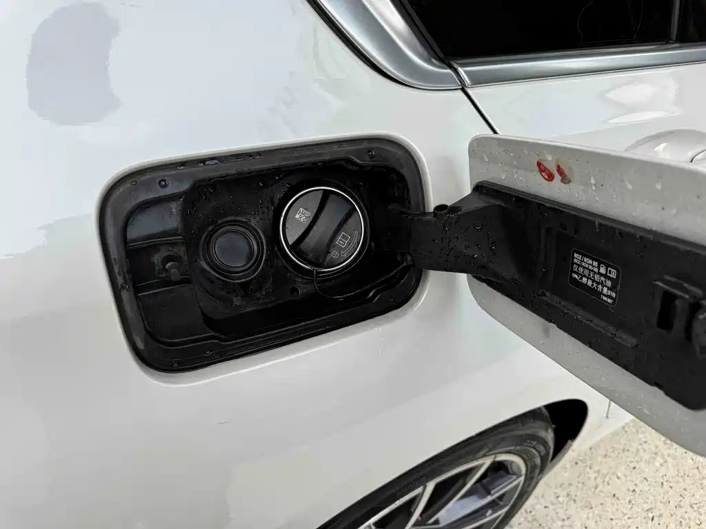 BMW 3 Series — миниатюра 45