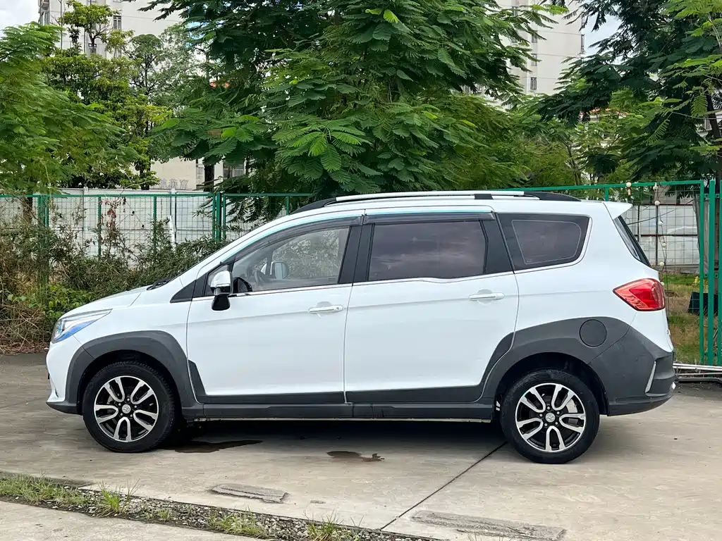 WEICHAI YINGZHI YINGZHI G5