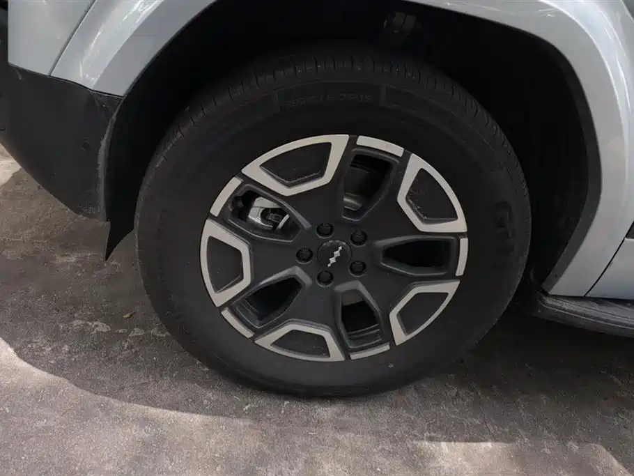Fangchengbao Leopard 7 7 2025 200KM Max