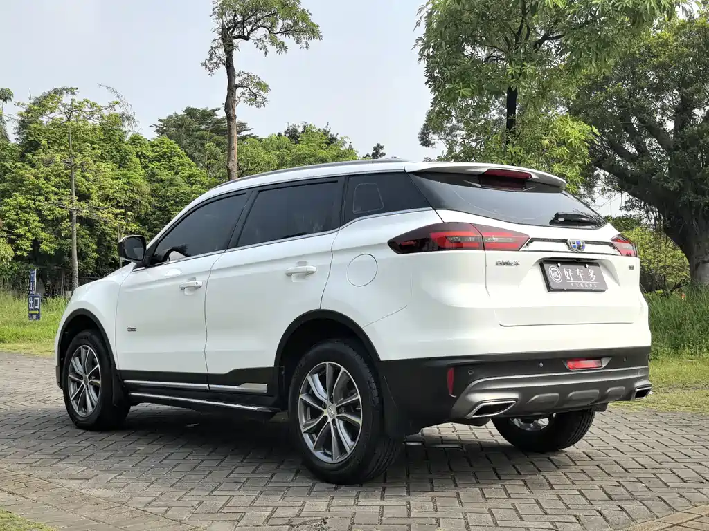 Geely Boyue — миниатюра 7
