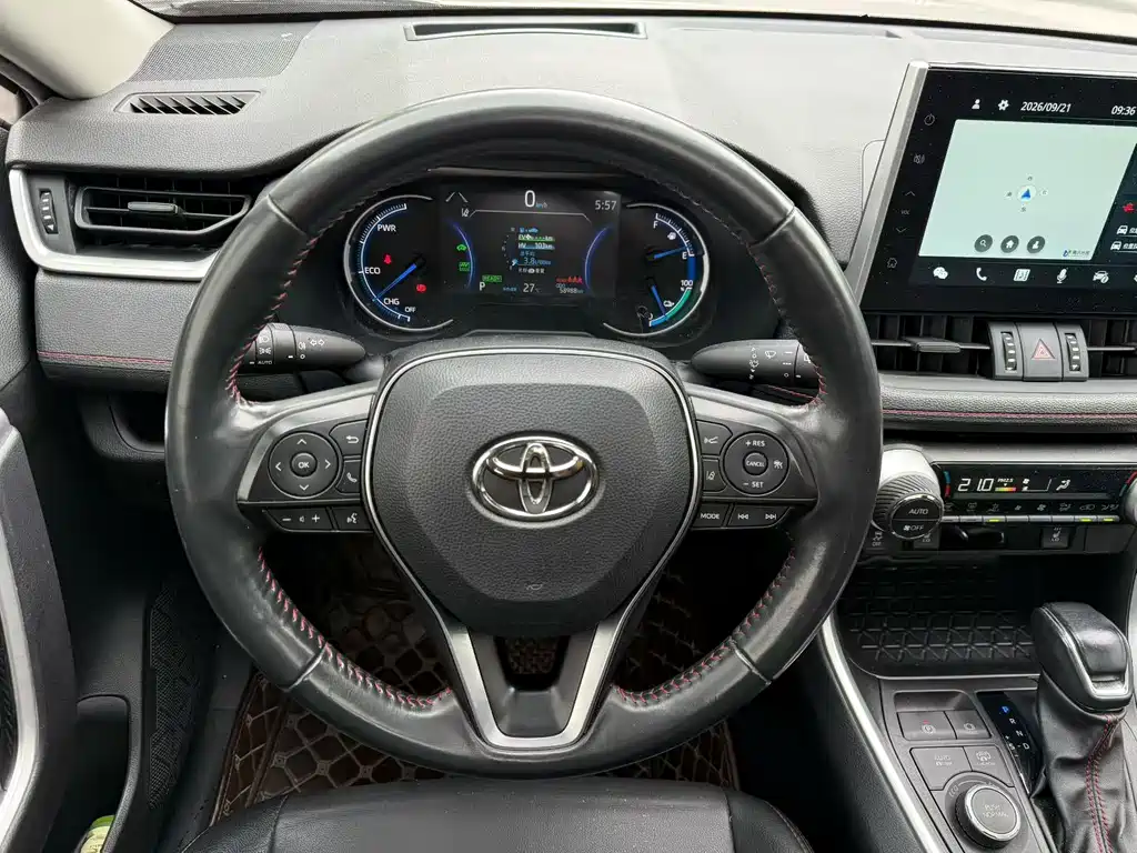 Toyota Wildlander New Energy — миниатюра 8